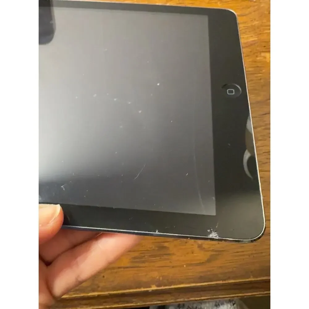 Apple iPad Air 1st Gen 64GB WiFi + Cellular Verizon A1475